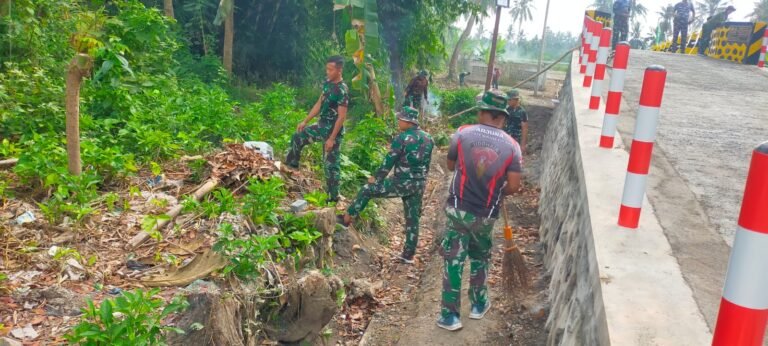 Satgas TMMD Bersama Masyarakat Bersihkan Jembatan Jelang Peresmian