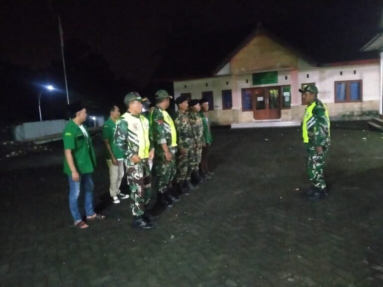 Sinergi TNI dan Banser di Songgon: Patroli Gabungan Jaga Objek Vital