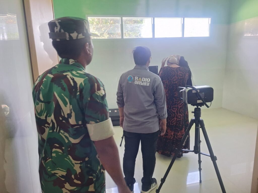 Skiring Mata Digital dan Pemberian Kacamata Dukung TMMD Ke-128 Kodim 0820/Probolinggo.