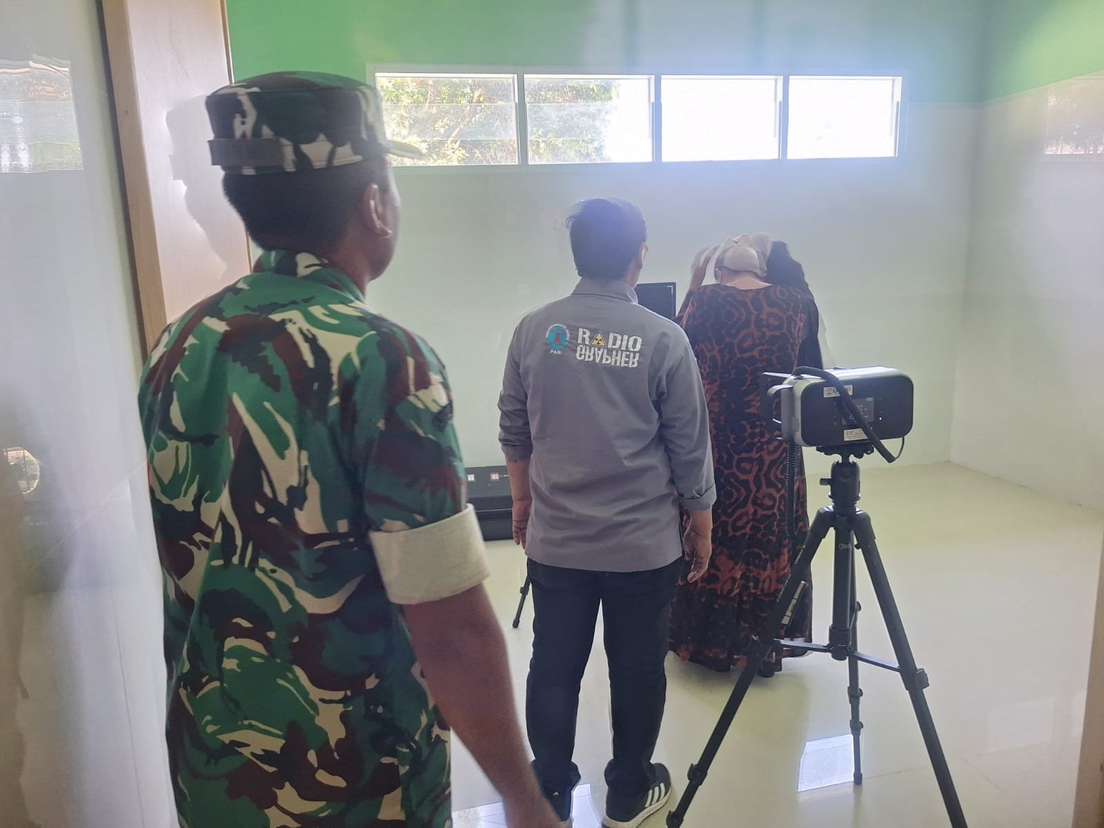 Skiring Mata Digital dan Pemberian Kacamata Dukung TMMD Ke-128 Kodim 0820/Probolinggo.